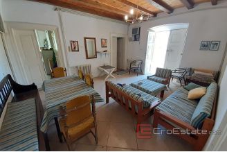 012 2016 409 Peljesac stone captains house seafront for sale