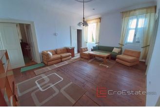 012 2016 409 Peljesac stone captains house seafront for sale