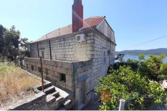012 2016 409 Peljesac stone captains house seafront for sale