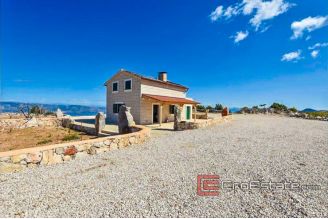 19 2016 406 Hvar house for sale