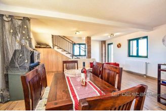 19 2016 406 Hvar house for sale