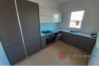 10 2016 408 Ciovo apartment sea view for sale