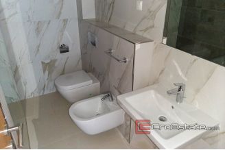10 2016 408 Ciovo apartment sea view for sale