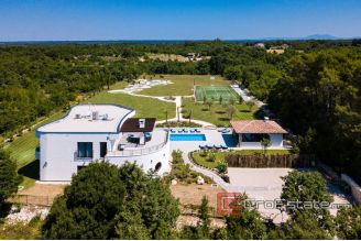 19 4954 30 Pula area villa ranch for sale