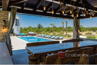 19 4954 30 Pula area villa ranch for sale