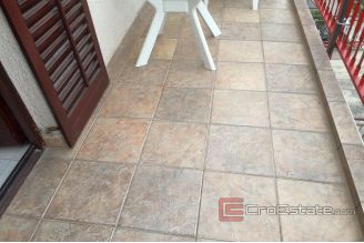 016 2026 26 split two bedroom apartment for sale