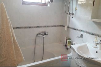 016 2026 26 split two bedroom apartment for sale