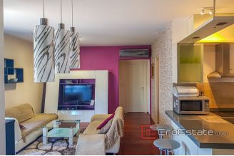 17 2025 22 Split apartment for sale