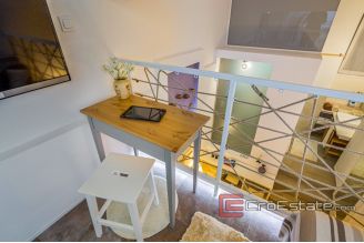 17 2018 136 Split apartment for sale