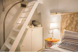 17 2018 136 Split apartment for sale
