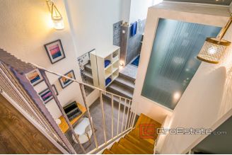 17 2018 136 Split apartment for sale