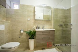012 2016 404 island vis house 4 floors for sale