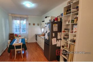 08 2018 134 Split apartment for sale
