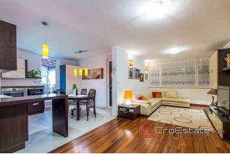 14 2026 22 Split apartment sea view for sale