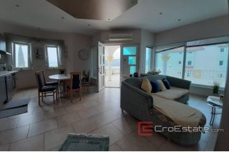 09 2016 395 Ciovo apartment sea view for sale