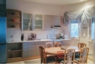 09 2016 395 Ciovo apartment sea view for sale