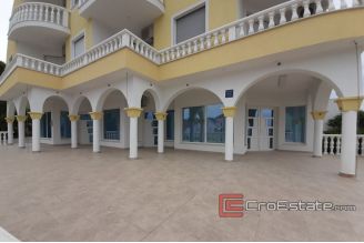 09 2016 395 Ciovo apartment sea view for sale