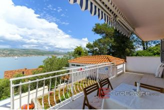 11 2016 397 Ciovo house sea view for sale