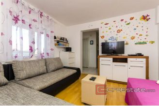 11 2016 397 Ciovo house sea view for sale