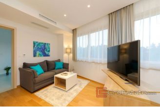 020 4962 30 island brac modern villa with pool for sale