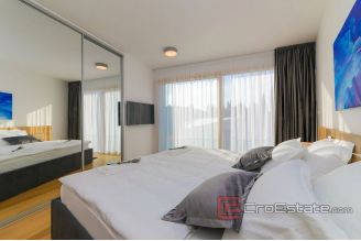 020 4962 30 island brac modern villa with pool for sale