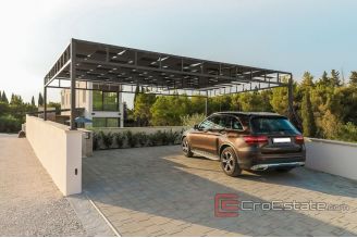 020 4962 30 island brac modern villa with pool for sale