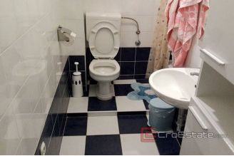 010 2021 224 split two bedoom apartment for sale