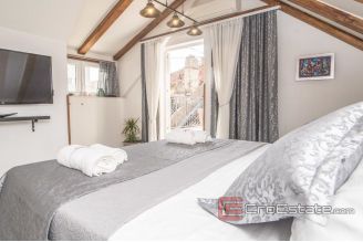 16 2019 110 Split apartment city center for sale