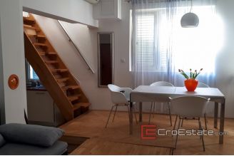 09 2025 10 Split apartment for sale