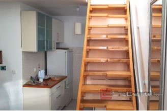 09 2025 10 Split apartment for sale