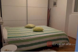 09 2025 10 Split apartment for sale