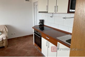 006 4956 30 Orebic apartment sea view for sale