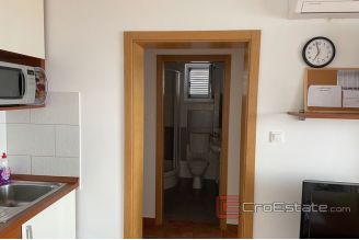 006 4956 30 Orebic apartment sea view for sale