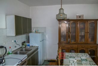 08 4955 30 Gorski kotar house lake view for sale