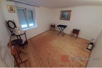 009 2016 423 Split apartment for sale