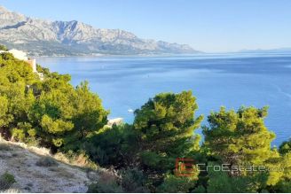 005 2021 242 near omis seafront building plot for sale