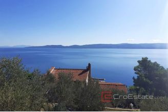 019 2021 243 near omis house with sea view for sale