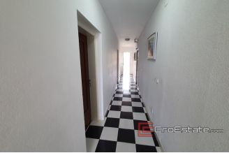 14 2018 143 Ciovo hotel seafront for sale