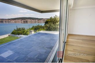 017 2021 244 island ciovo modern seafront villa for sale