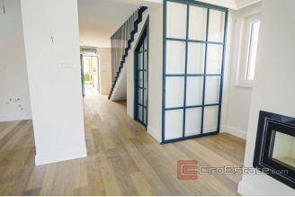 017 2021 244 island ciovo modern seafront villa for sale