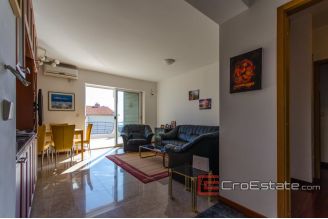 20 2025 40 Split apartment sea view for sale