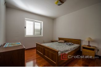 20 2025 40 Split apartment sea view for sale