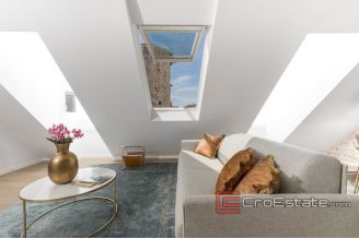 17 4980 30 Split ceter apartment for sale