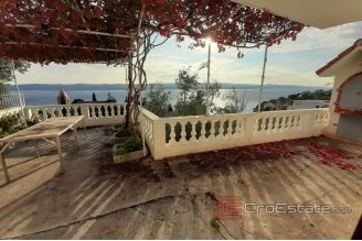 019 2016 429 near omis house with open sea view for sale