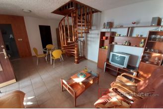 019 2016 429 near omis house with open sea view for sale