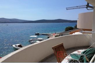 001 2021 245 near sibenik house first row to the sea for sale