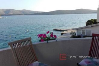 011 2021 245 near sibenik house first row to the sea for sale