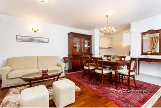08 2016 387 Split apartment for sale