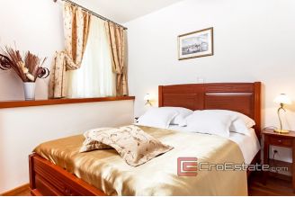 08 2016 387 Split apartment for sale