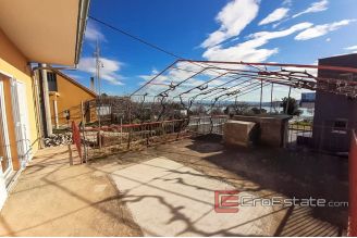 11 2016 385 Kastela house sea view for sale